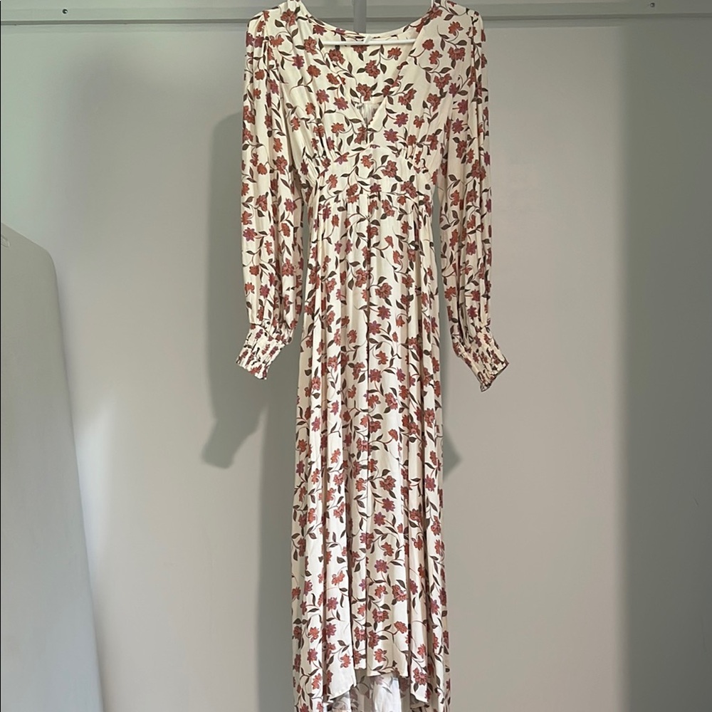 Kivari Floral Print Long Sleeve Dress